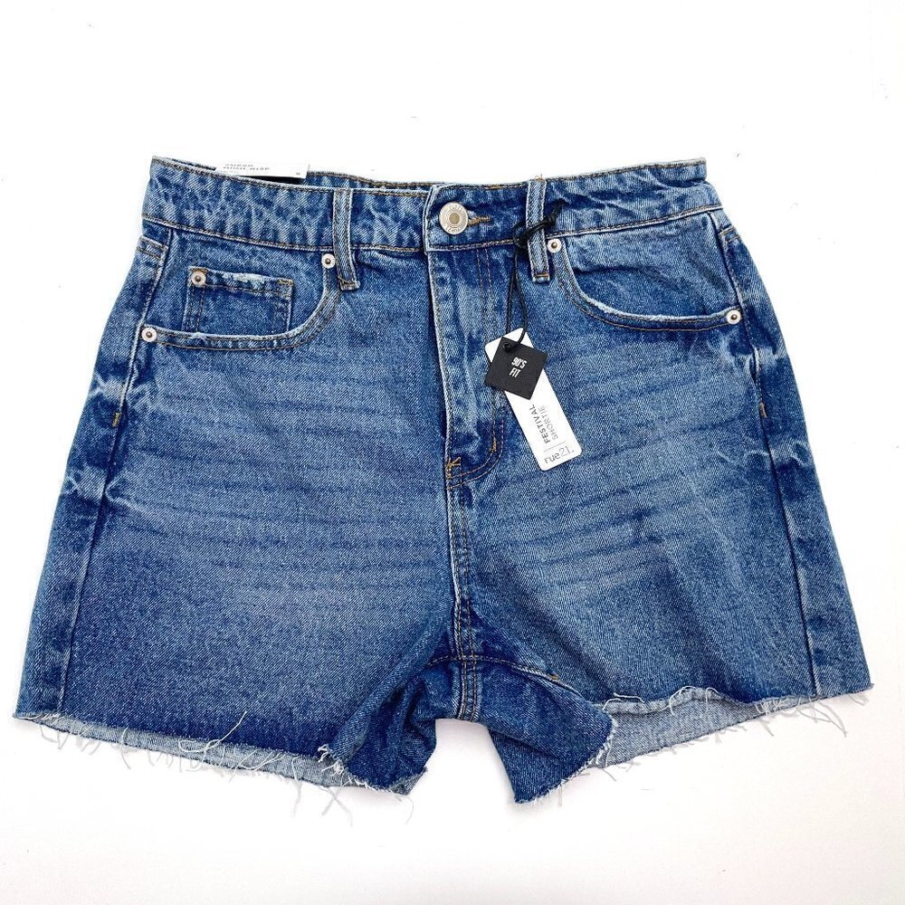NEW Rue 21 Women's size 6 Jean Shorts Festival Shortie Super High Rise 90's Fit